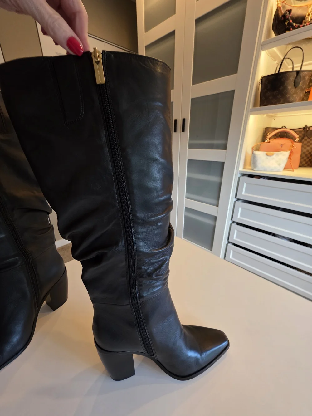 Vince Camuto Aprine Leather Boot -Sz 7.5